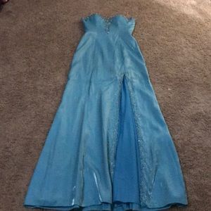 Blue prom dress